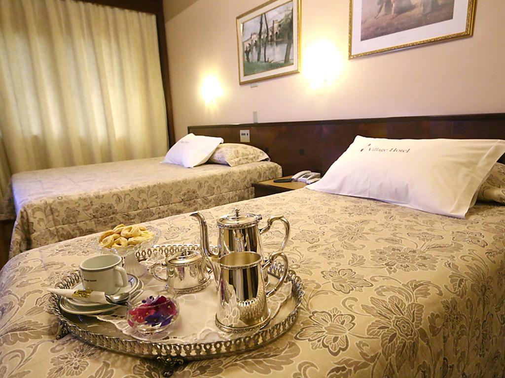 Village Hotel Ponta Grossa  Dış mekan fotoğraf