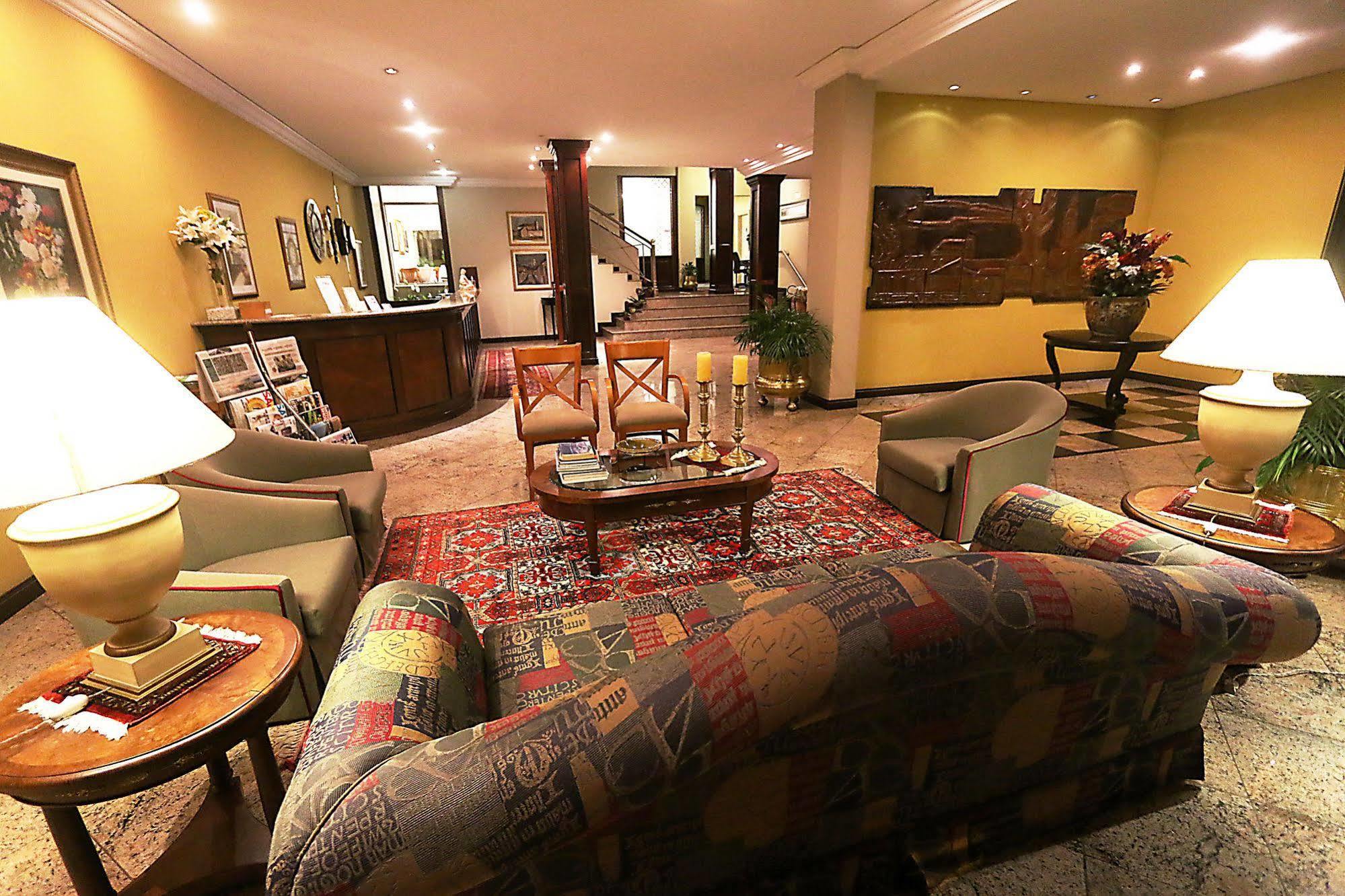 Village Hotel Ponta Grossa  Dış mekan fotoğraf