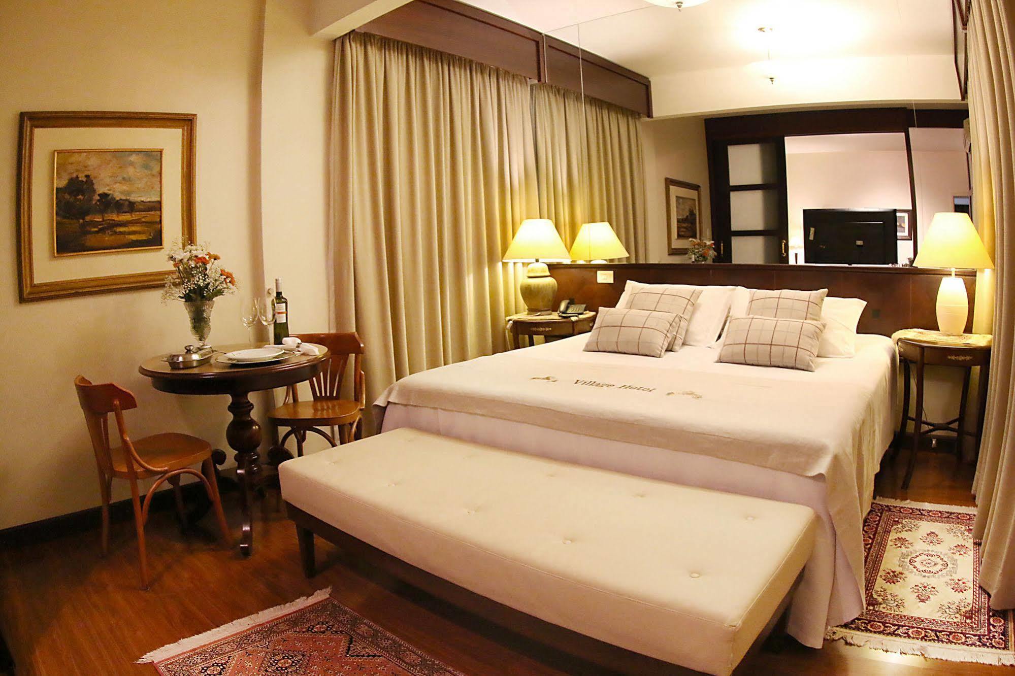 Village Hotel Ponta Grossa  Dış mekan fotoğraf