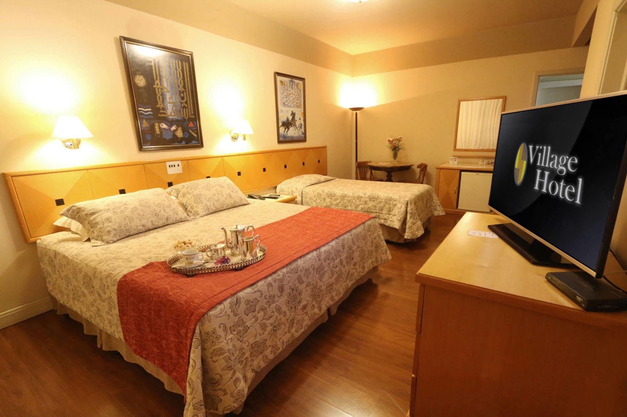 Village Hotel Ponta Grossa  Dış mekan fotoğraf