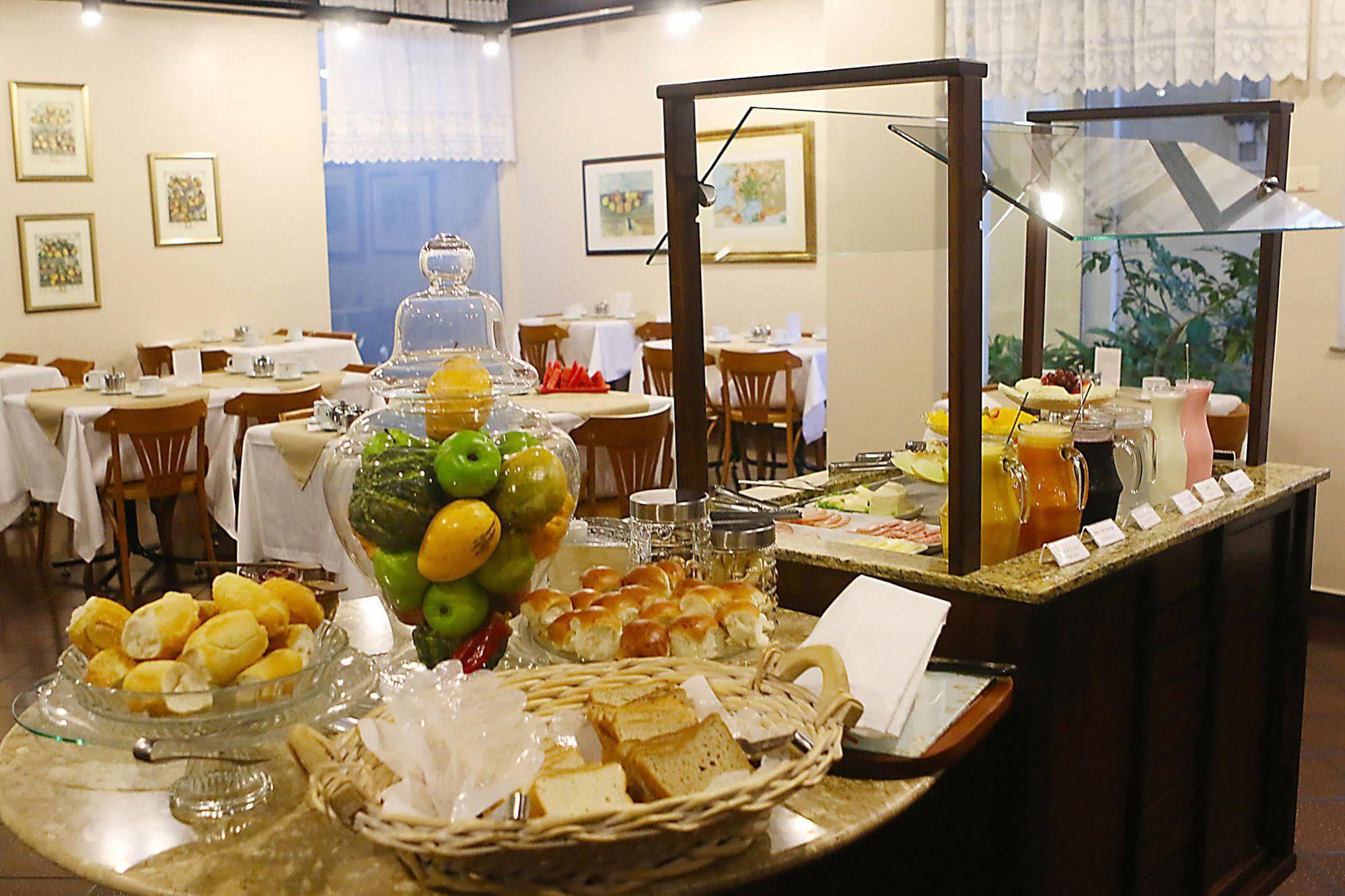 Village Hotel Ponta Grossa  Dış mekan fotoğraf